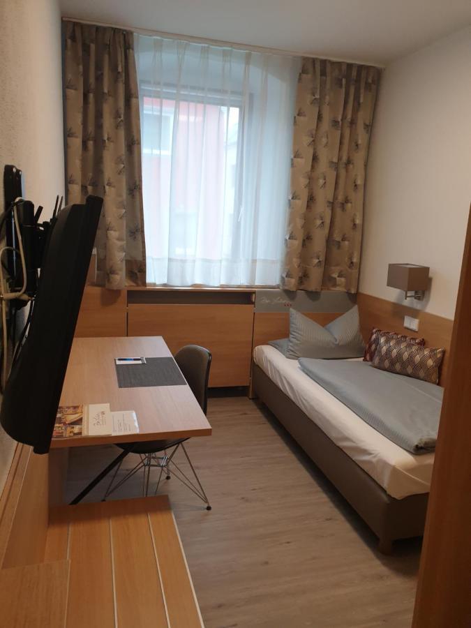 Hotel Drei Lilien Фоэнштраус Экстерьер фото