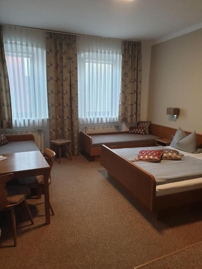 Hotel Drei Lilien Фоэнштраус Экстерьер фото